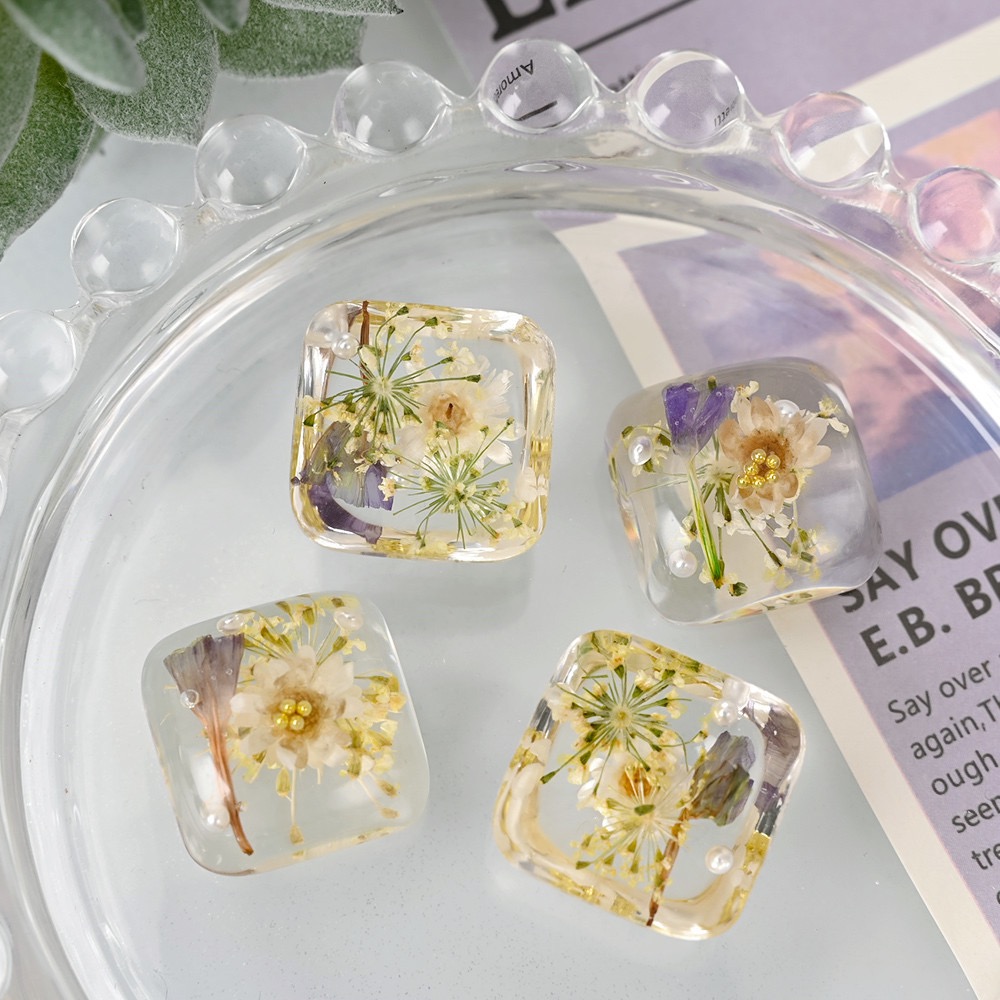 クリアドライフラワードーム樹脂ボタンカボション 10 個売春 - Dried Flower Bulk のレビューと価格